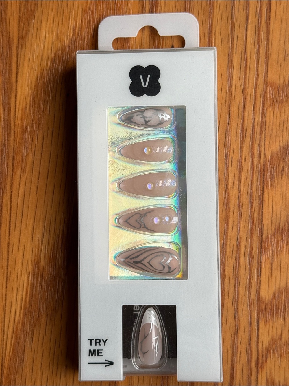 Neutral Beige Press-On Nails Set - Stylish Almond Tips